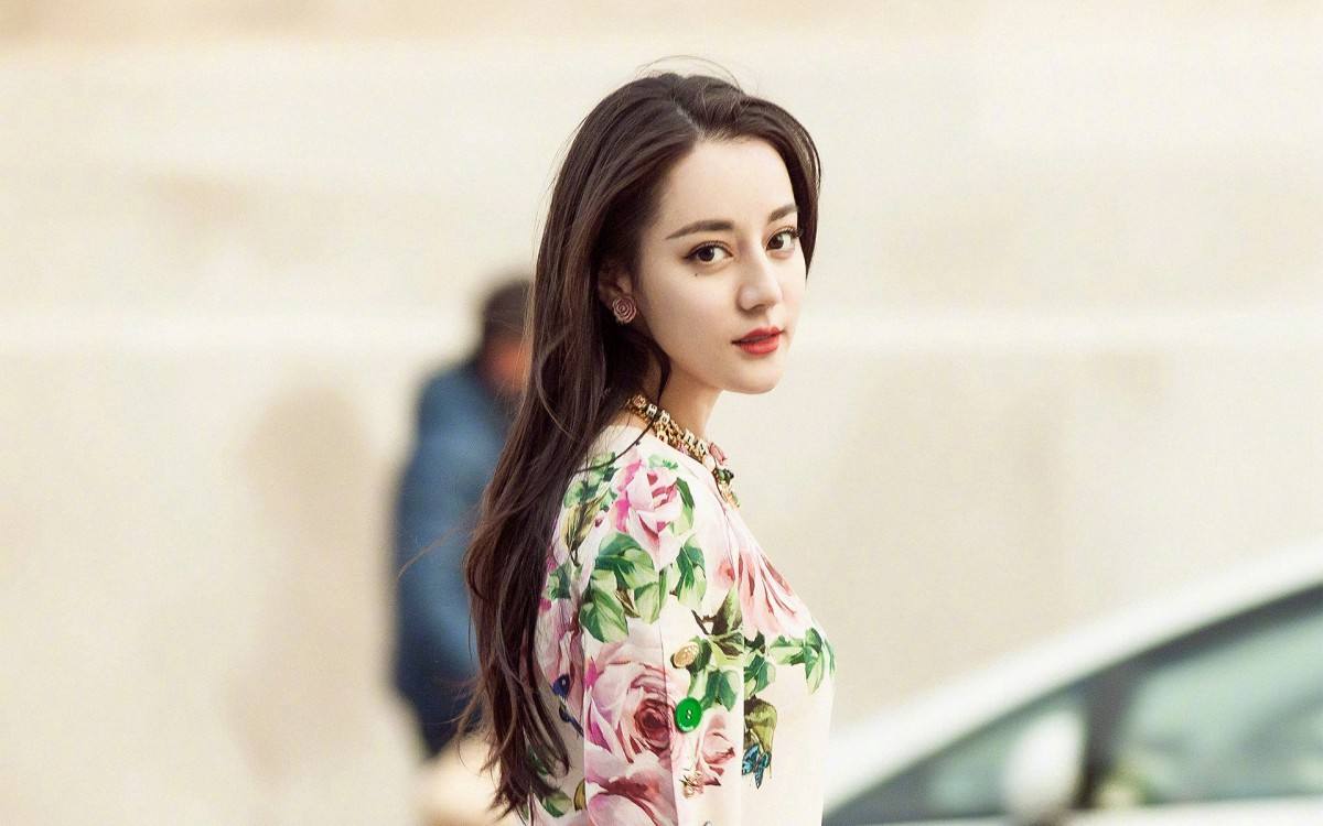 女人有一痣必嫁豪门是真的吗   出生在哪个时辰的女人最有福