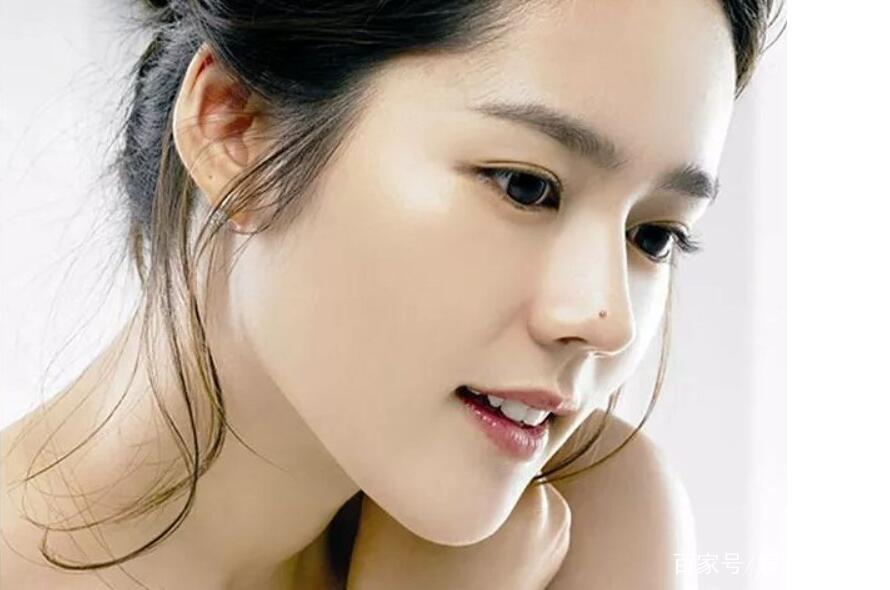 女人有一痣必嫁豪门是真的吗   出生在哪个时辰的女人最有福