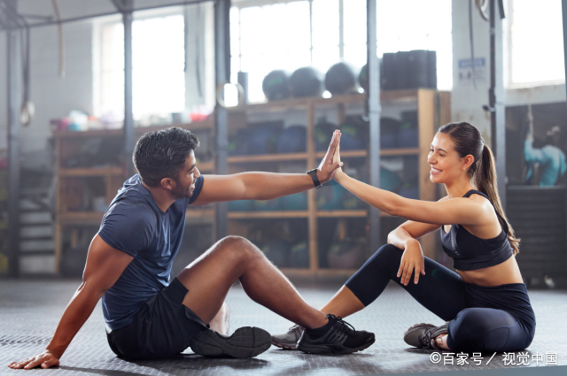 女人嘴笨没学历做什么行业好  没有学历的女生做什么工作