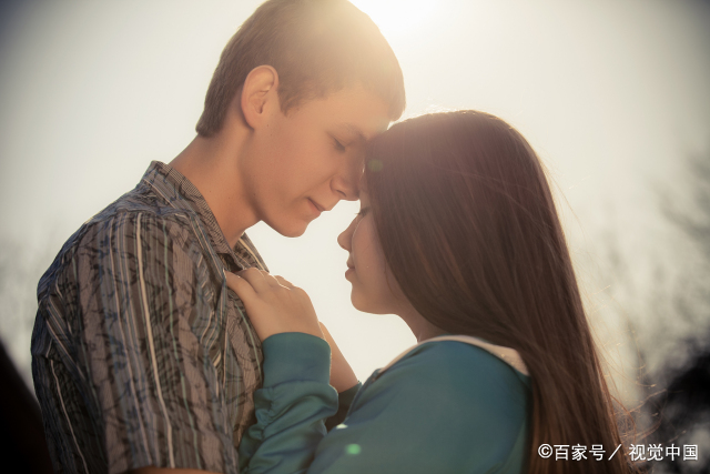 男人40岁女人聊天  追40岁的女最好聊天方式